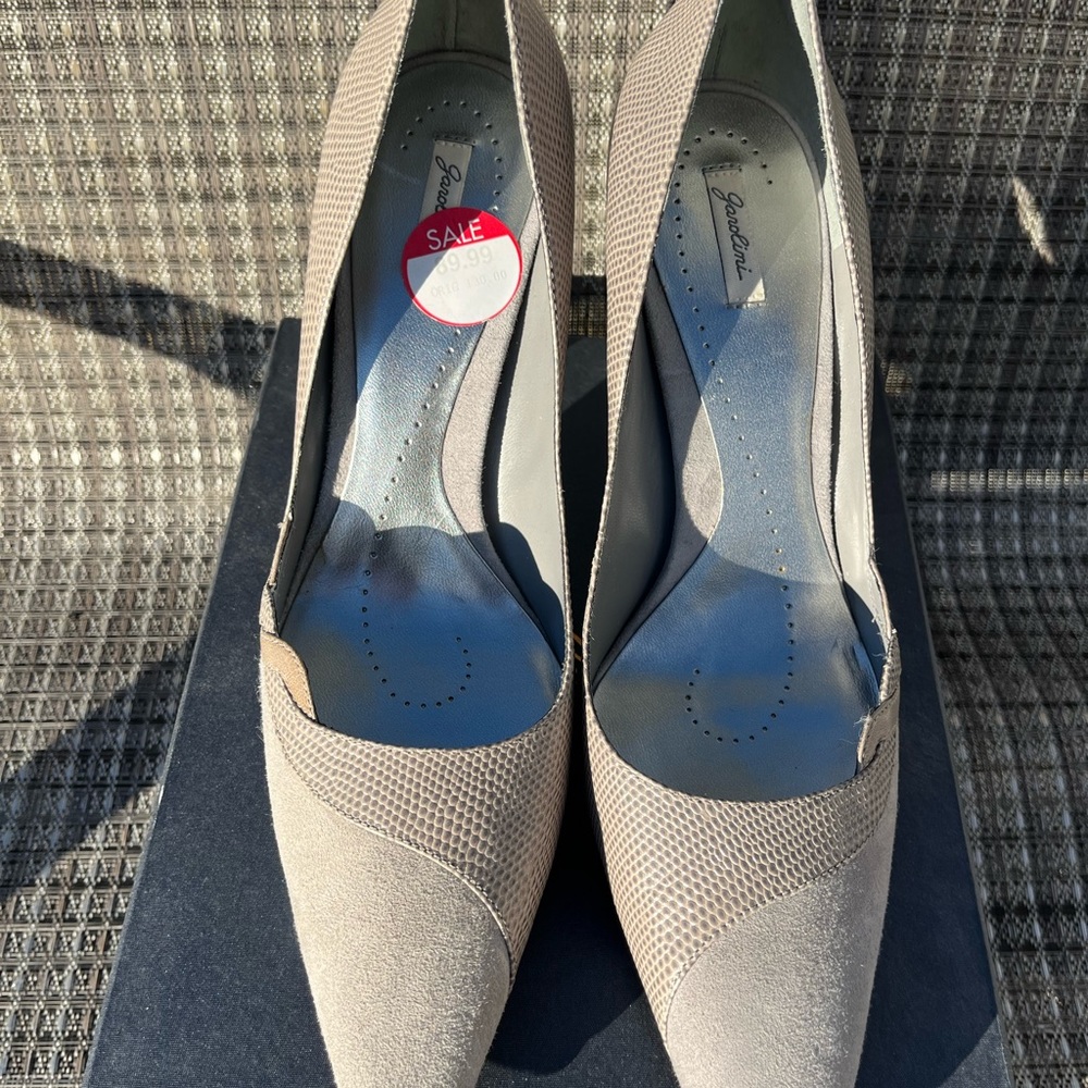 High Heel shoes size 9.5